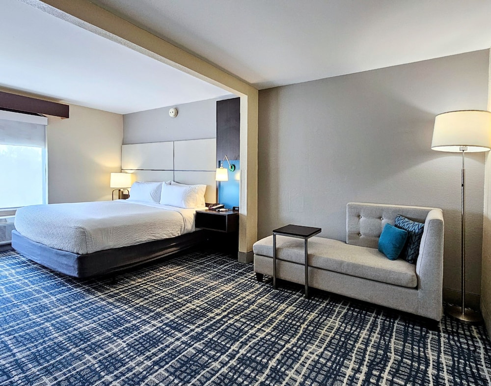 Holiday Inn Belcamp Aberdeen Area by IHG - photo 49