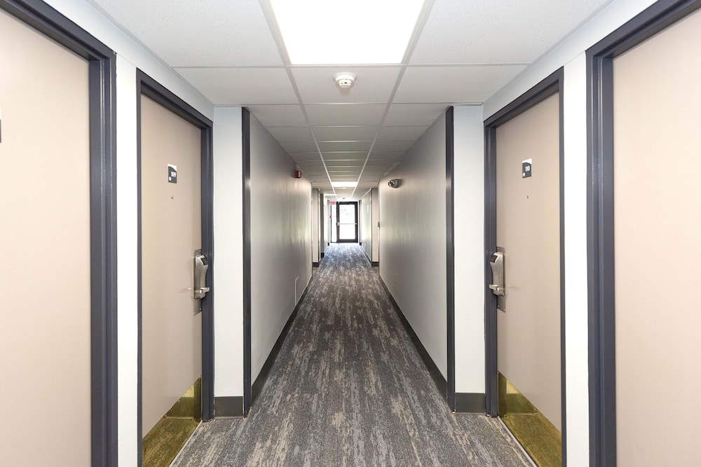 Coratel Inn & Suites by Jasper Mankato - photo 45