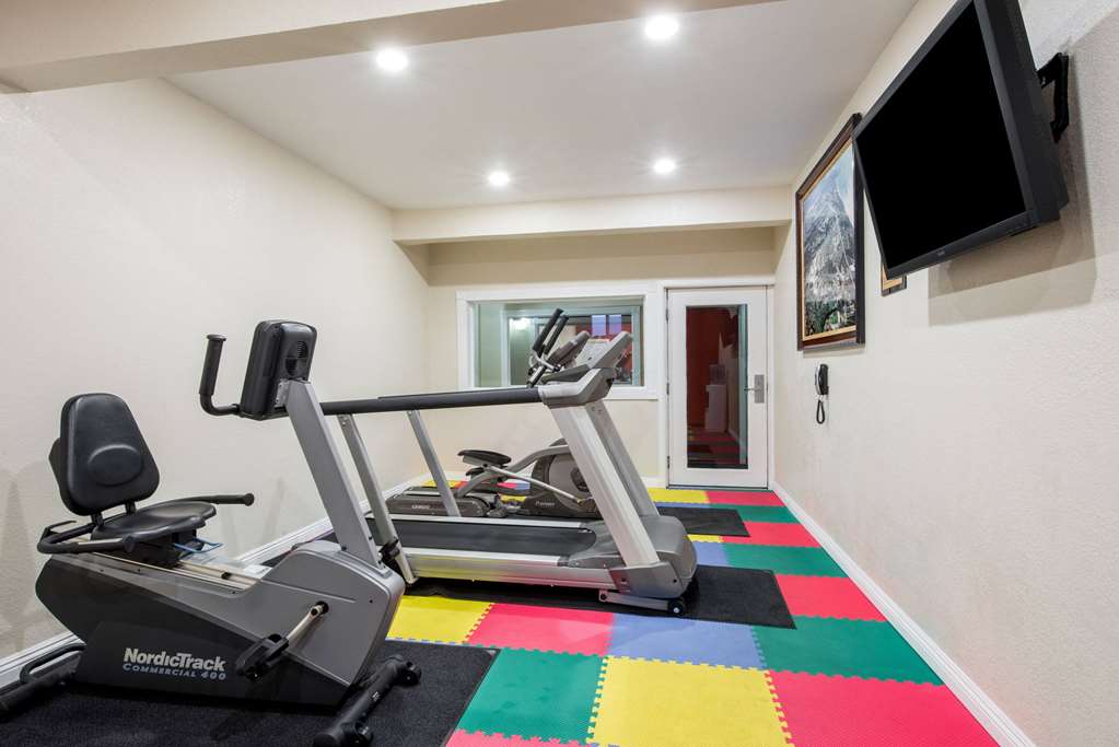 Ramada by Wyndham San Diego Airport - photo 7