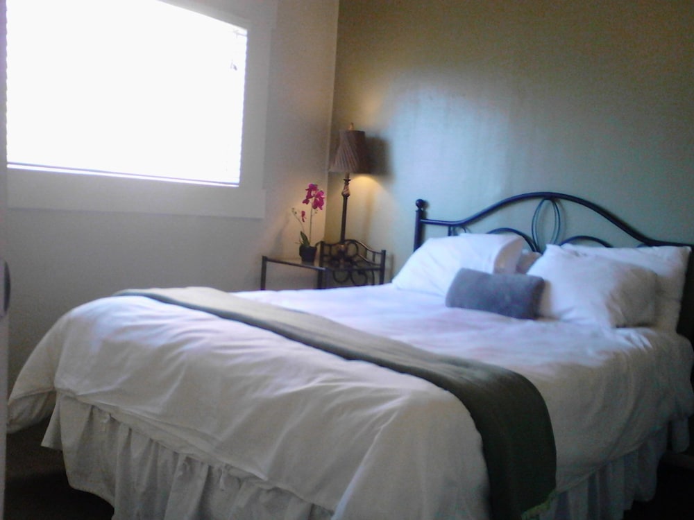 El Rancho Motel — Bishop — photo 2