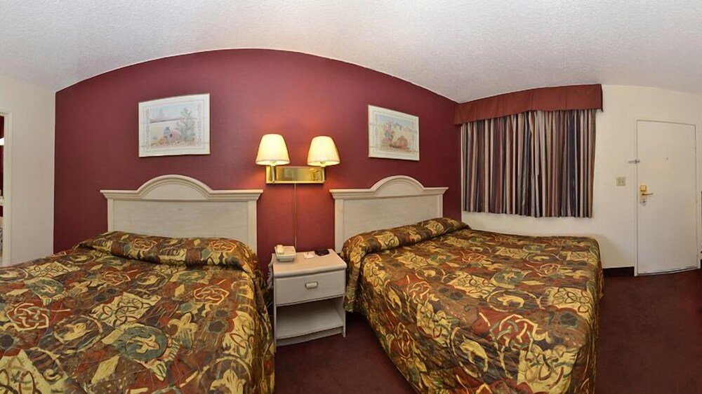 Econo Lodge Fallon Naval Air Station Area - photo 8