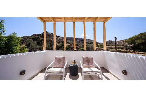 Echinousa Kimolos Maisonette No1 — Kimolos