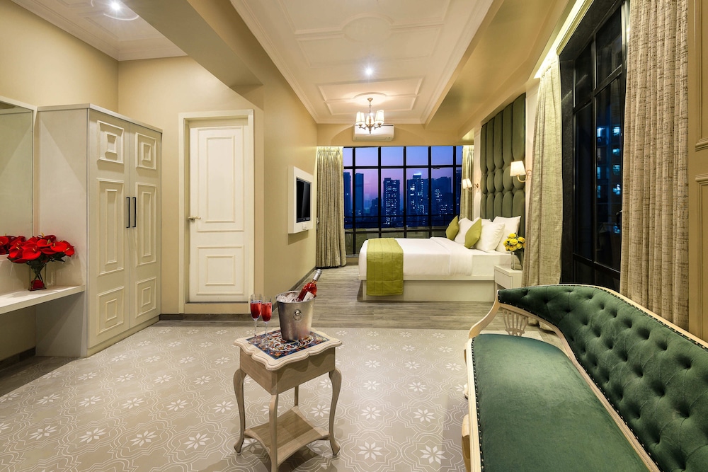 Arnna Hotel Goregaon in Mumbai, India