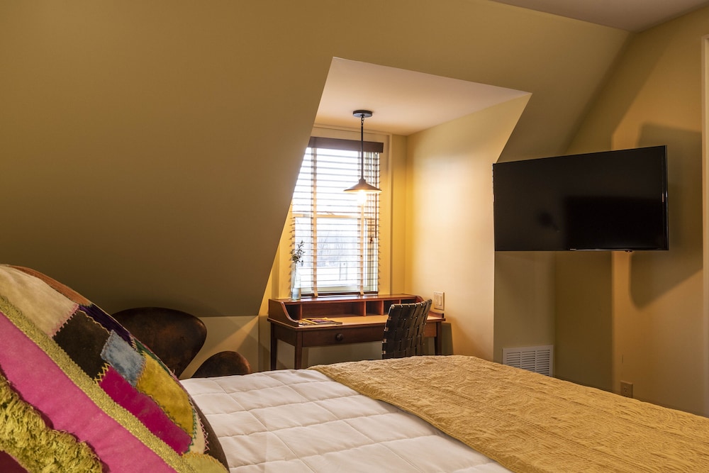 Hotel Broad Ripple - photo 32