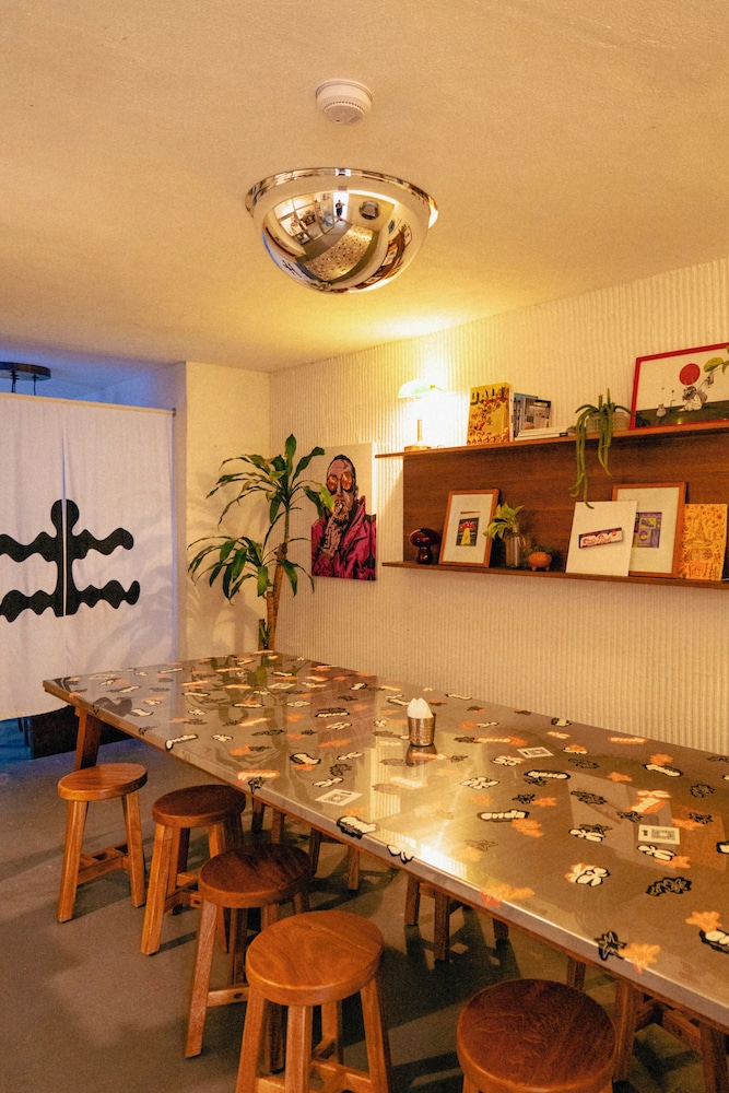 Coffee shop