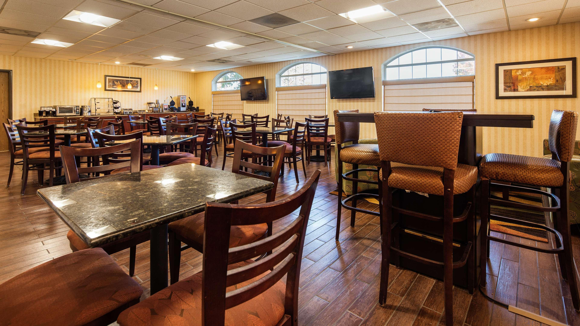 Best Western Plus Meridian - photo 20