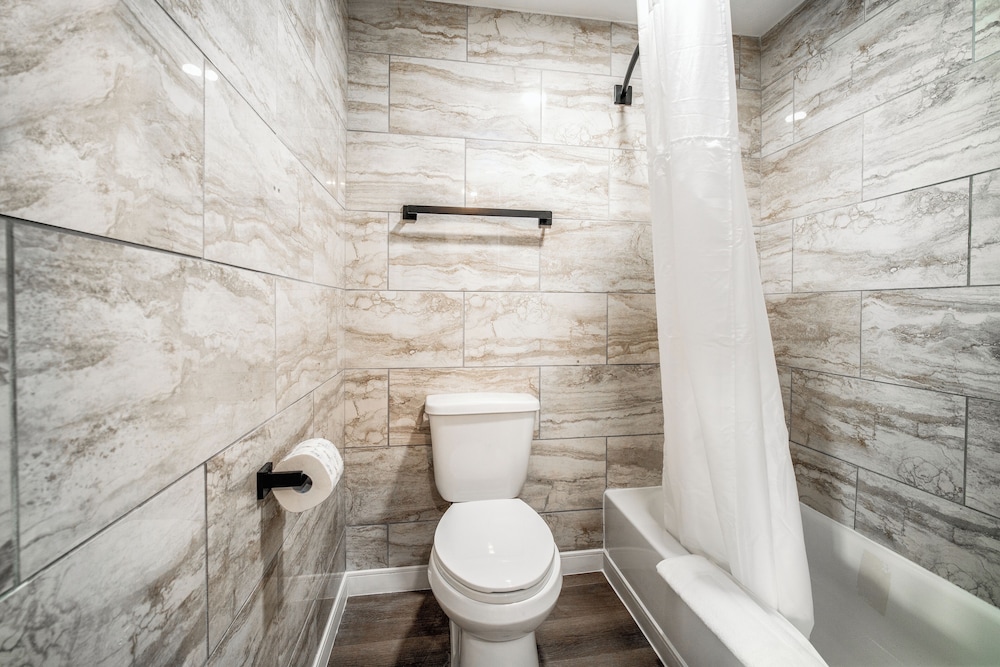 Aspire Inn Studios & Spas - photo 70