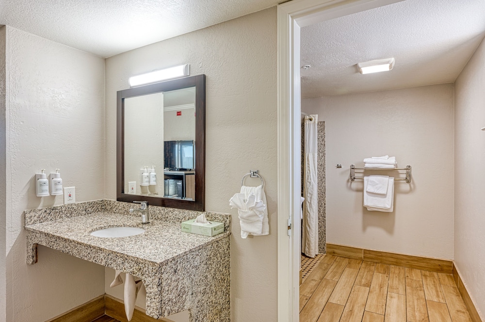 Harbor House Inn Morro Bay - photo 19