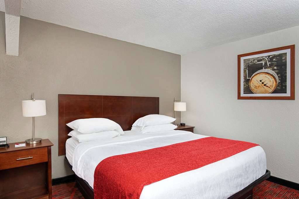 Ramada by Wyndham Bowling Green - photo 23