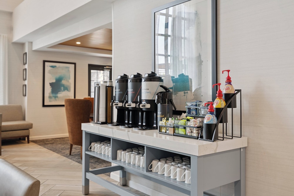 Staybridge Suites Sacramento Woodland - photo 104