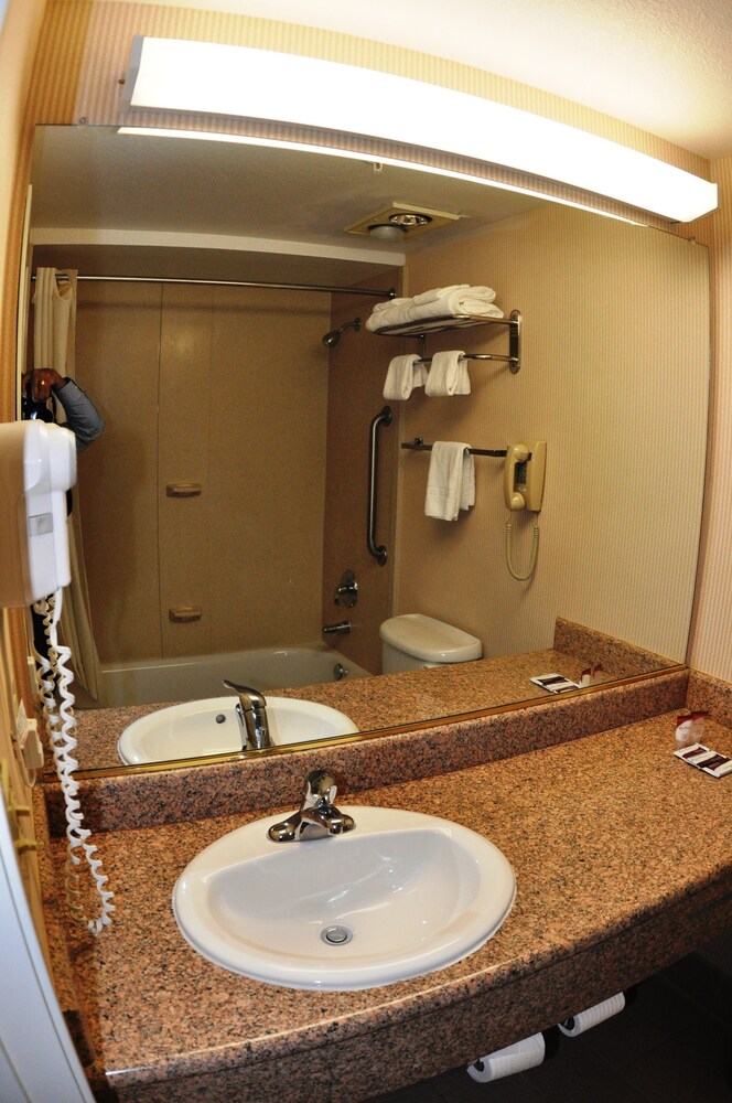 SureStay Hotel by Best Western Castro Valley - photo 24