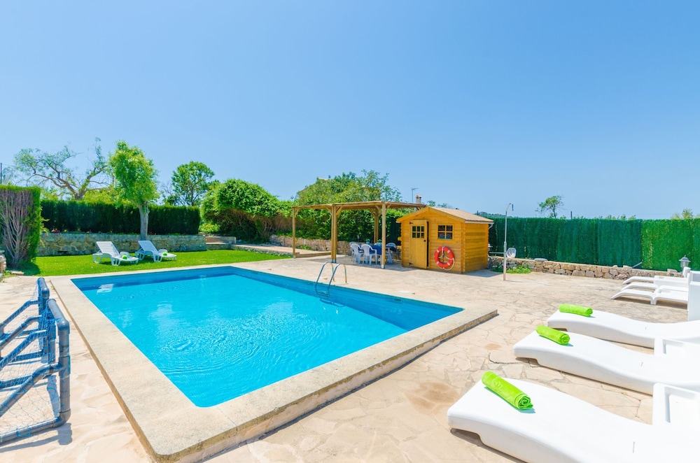 La Cigarra Can Carrasco — 4-Star Luxury Hotel in Manacor, Spain