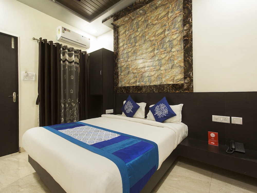 Hotel Swapnalok By Oyo — Lonavla