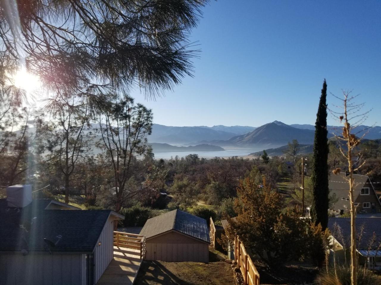 3BR Panoramic Lake View Sequoia Forest Kern County — 4-Star Luxury Hotel in Wofford Heights, United States