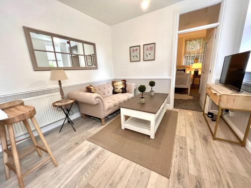 Rose Cottage at The Stables — 4-Star Luxury Hotel in Stannington, United Kingdom