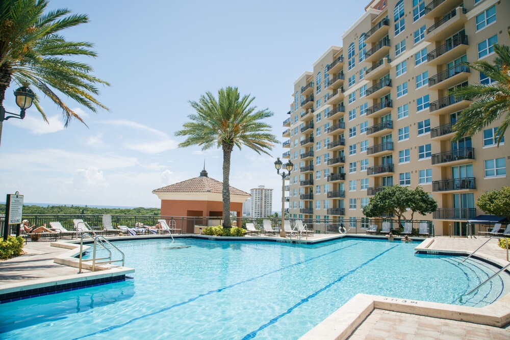 Sunrise Family Apartments — 4-Star Luxury Hotel in Fort Lauderdale, United States