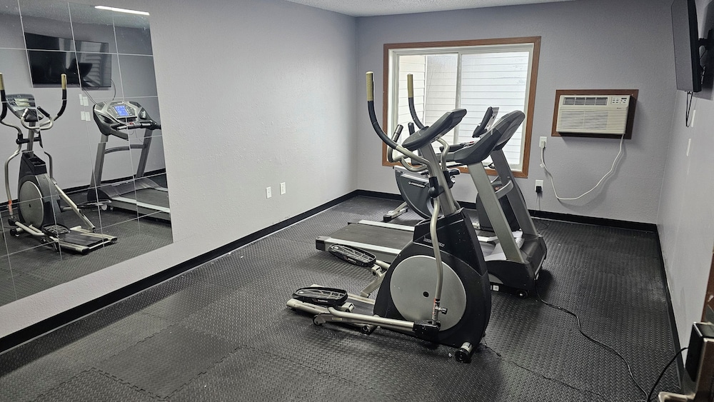 Super 8 by Wyndham Rapid City - photo 23