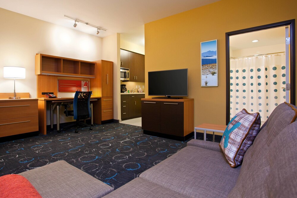 TownePlace Suites by Marriott Carlsbad - photo 11