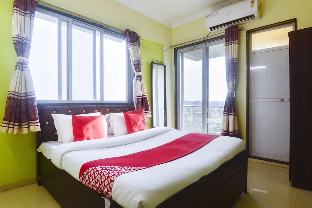 OYO 62456 Dream Palace in Shahapur, India