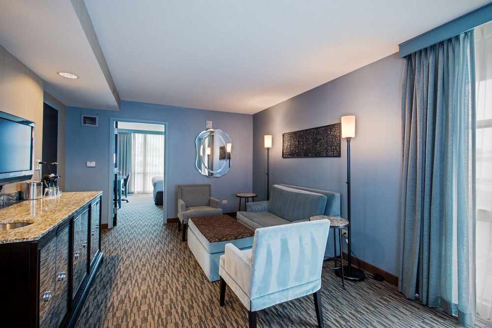 Crowne Plaza Lombard Downers Grove by IHG - photo 11