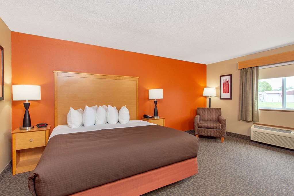 AmericInn by Wyndham Boscobel - photo 24