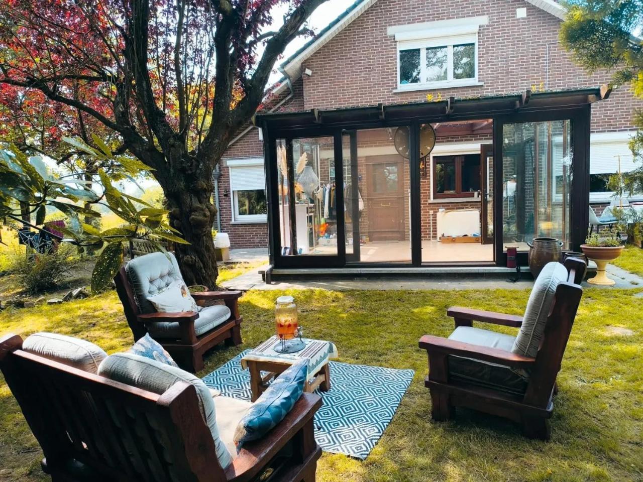 Charming house in Hoegaarden with BBQ and garden — 4-Star Luxury Hotel in Hoegaarden, Belgium