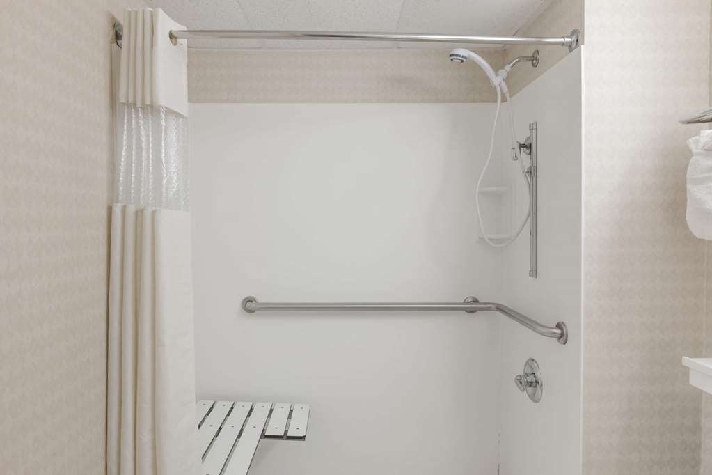 Travelodge Inn & Suites by Wyndham Albany - photo 7