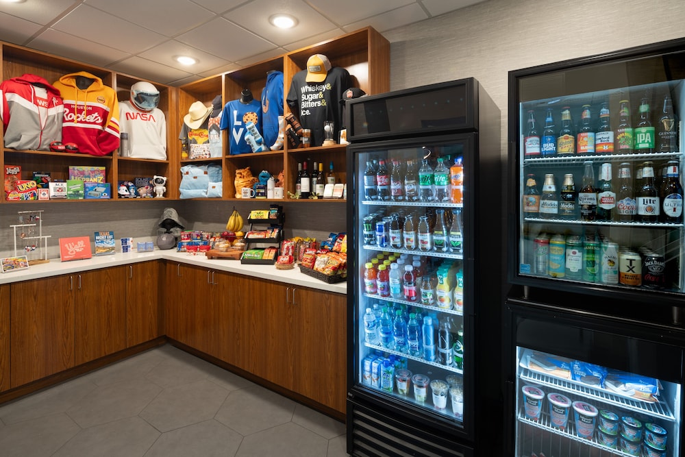 DoubleTree by Hilton Houston Westchase - photo 37