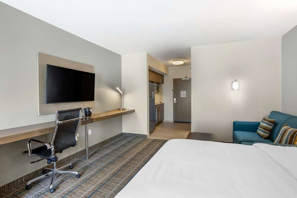 MainStay Suites North Central York - photo 19