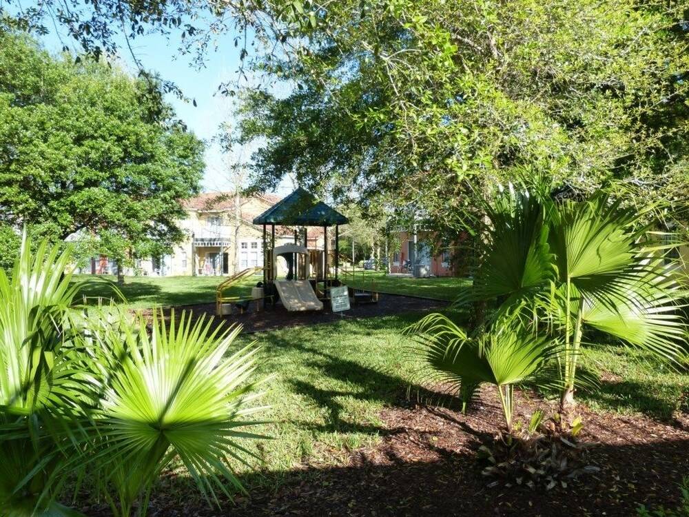 Emerald Island Resort 8504 Three Bedroom Townhome - photo 18