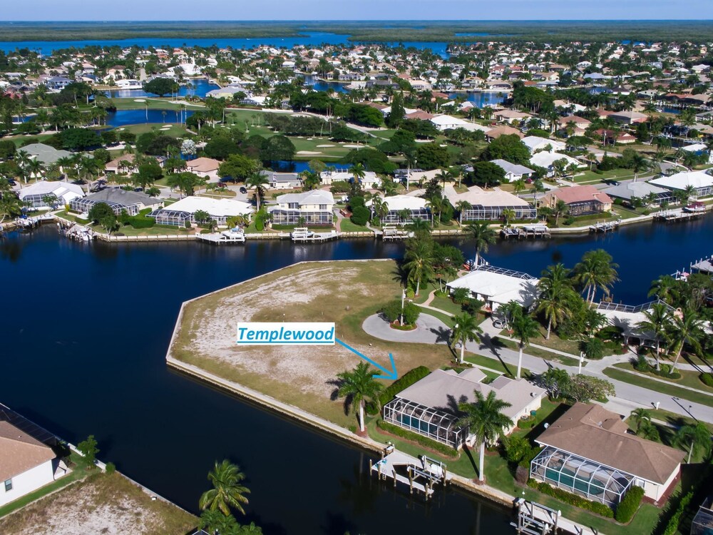 120 Templewood Court — 4-Star Luxury Hotel in Marco Island, United States