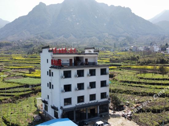 Lvchun Manor — hotel in Jixi