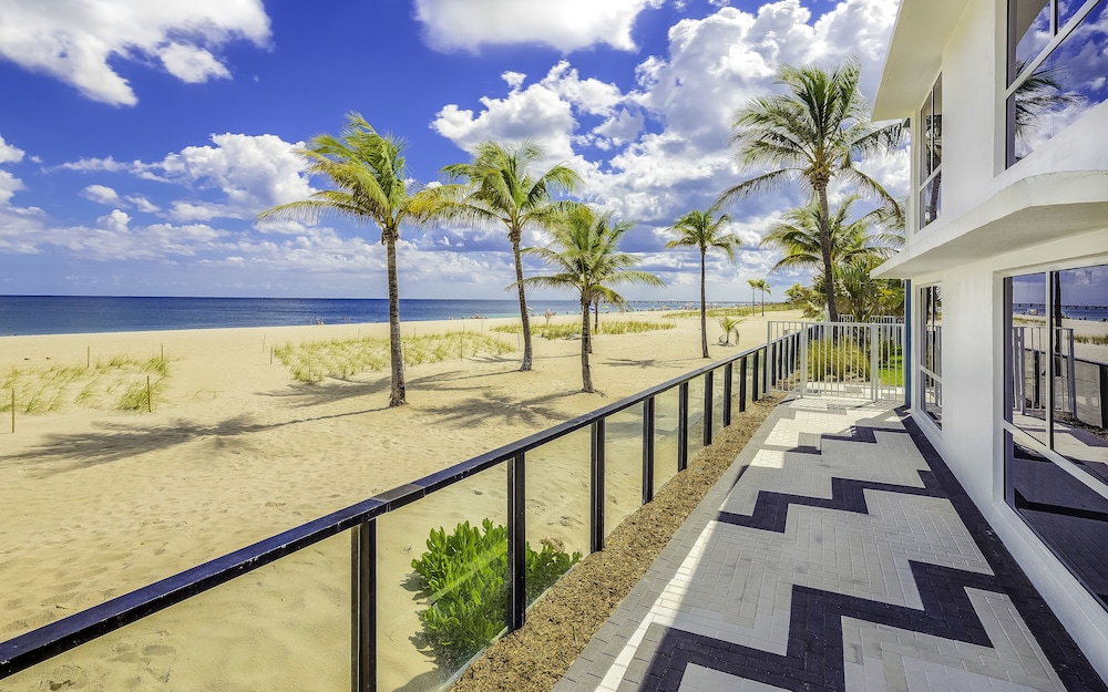 Plunge Beach Resort - photo 64