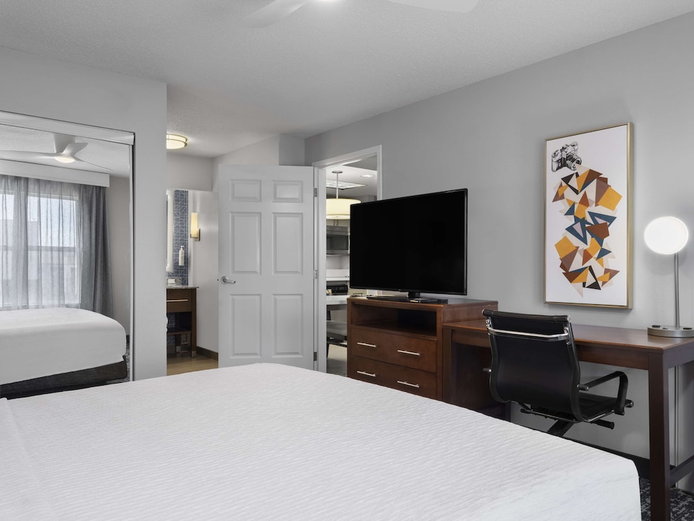 Homewood Suites by Hilton Columbus Airport - photo 6