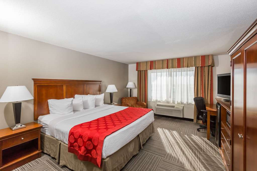 Ramada by Wyndham Platte City KCI Airport - photo 14