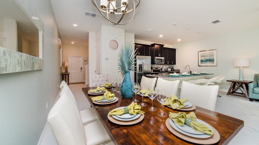 Grhdog9041 Champions Gate Resort 4 Bed 3 Baths Townhouse - photo 3