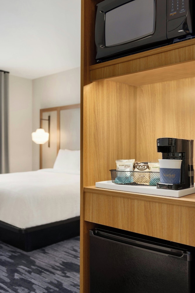 Fairfield Inn & Suites By Marriott Rockaway - photo 11