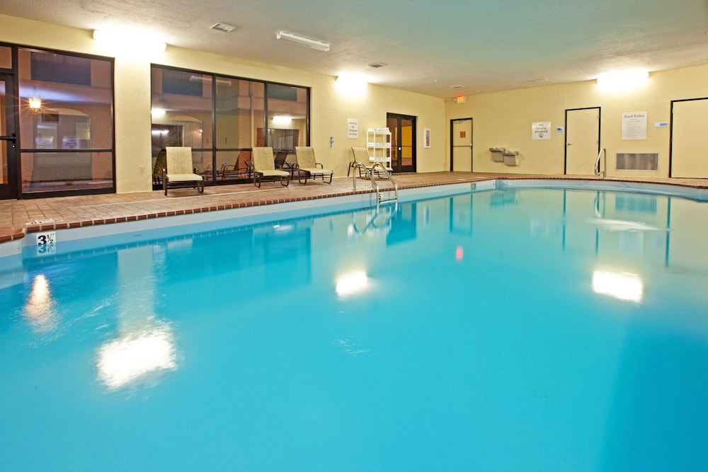 Holiday Inn Express & Suites Franklin KY by IHG - photo 41