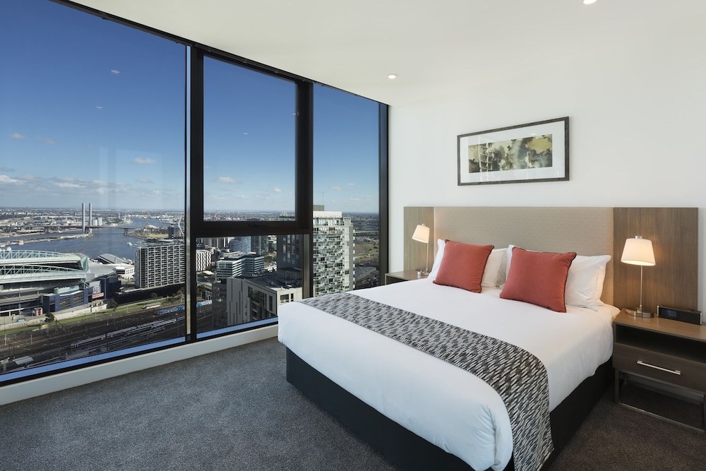 City Tempo Lonsdale St — 4-Star Luxury Hotel in Melbourne, Australia