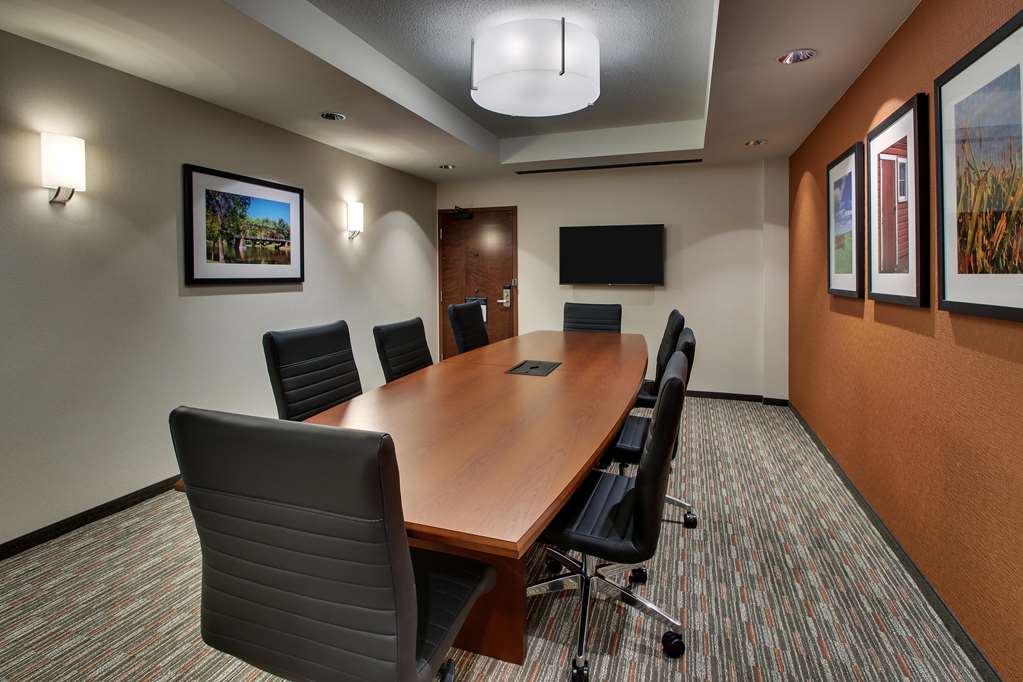Drury Inn & Suites Iowa City Coralville - photo 24