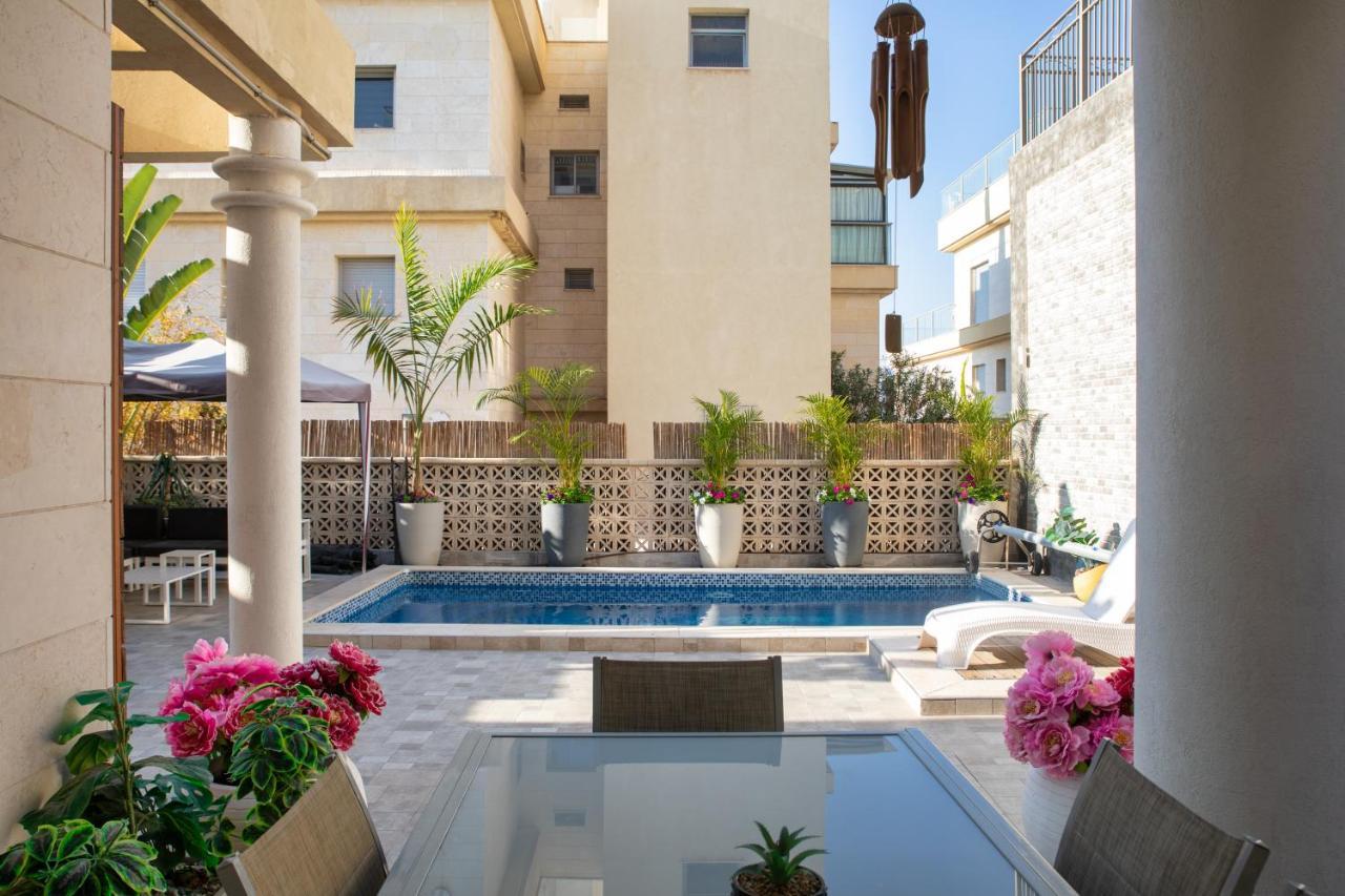 Sahara Designed Duplex with a private pool in Eilat, Israel