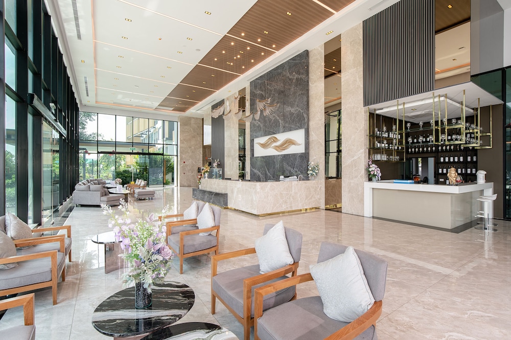 Crystal Srivaree Suvarnabhumi Hotel — Samut Prakan — photo 3