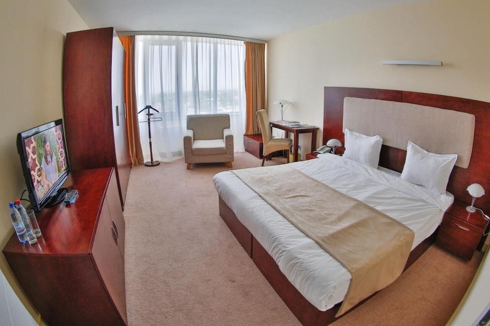 Kur Hotel — Mingelchaur — photo 3