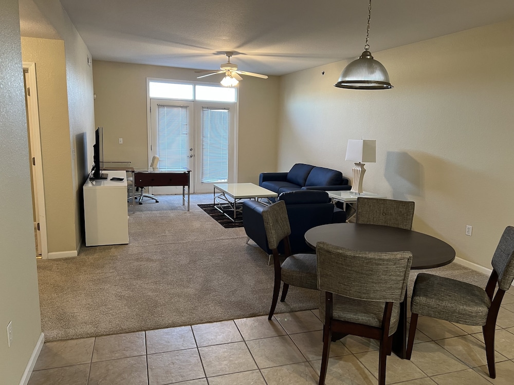 Washburn Hotel Suites - photo 21