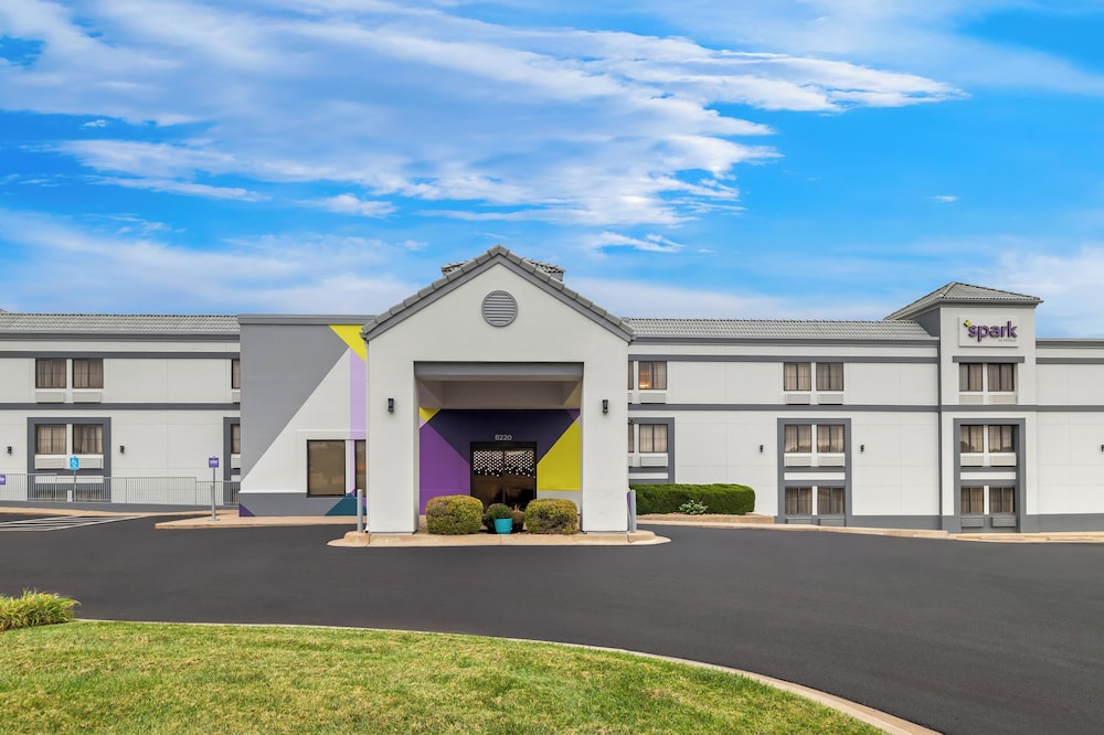 Spark by Hilton Wichita East - photo 34