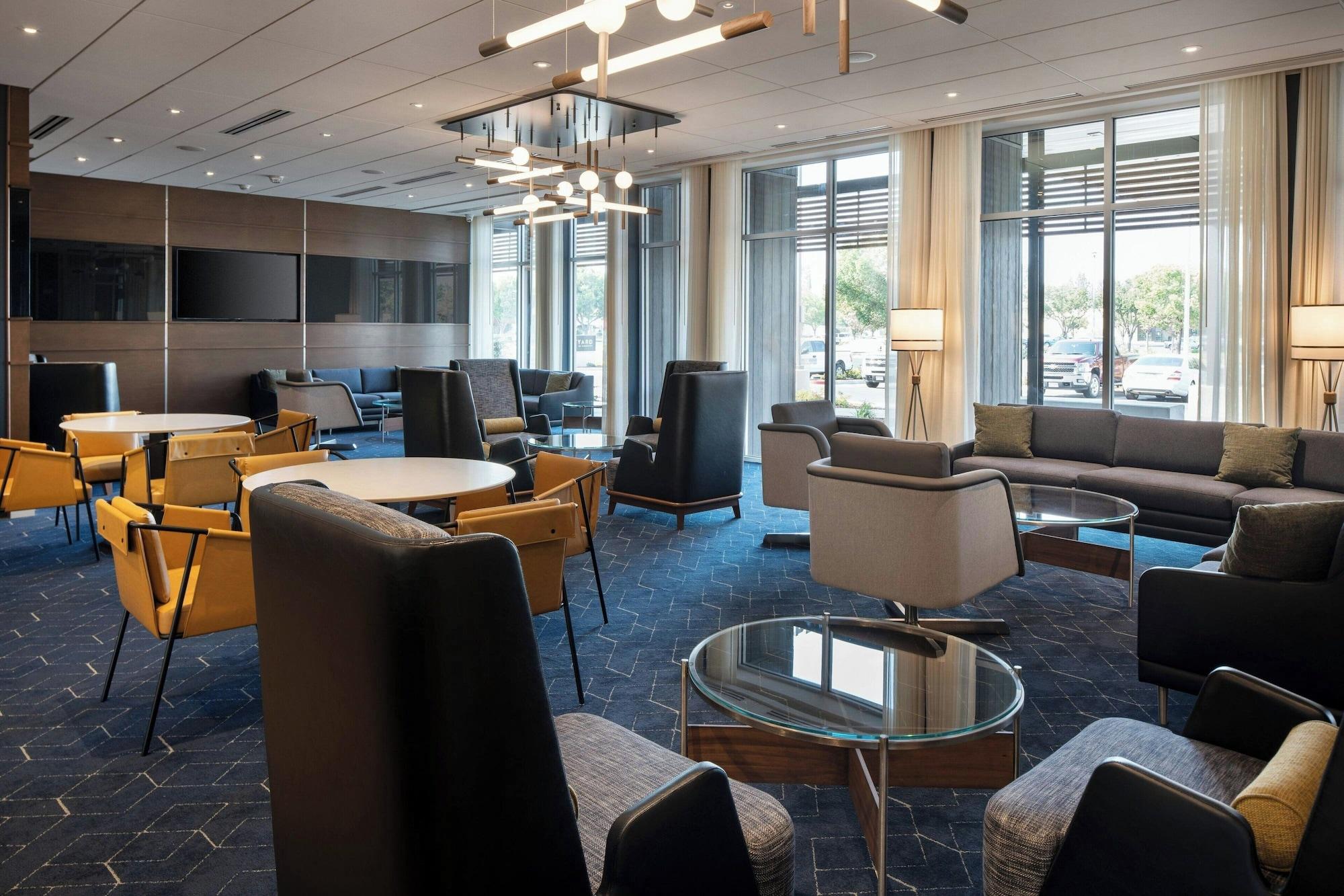 Courtyard by Marriott Fresno Clovis - photo 18