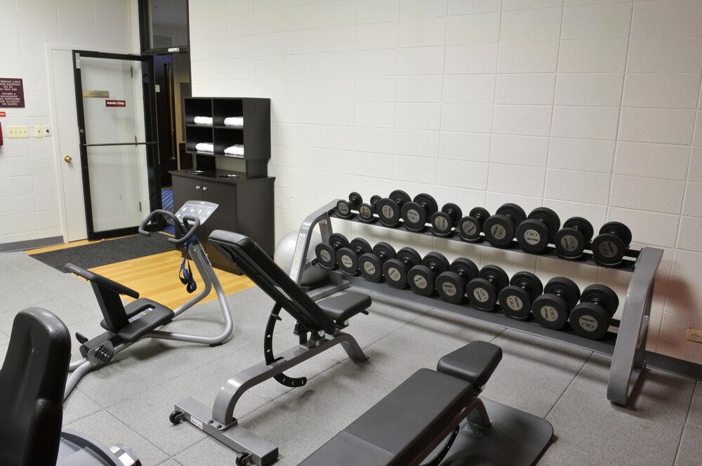 Ramada by Wyndham Southfield - photo 10