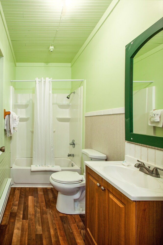 Birchcliff Resort - photo 99