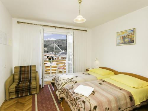 Guest House Bridge View Studio with Balcony and Sea View