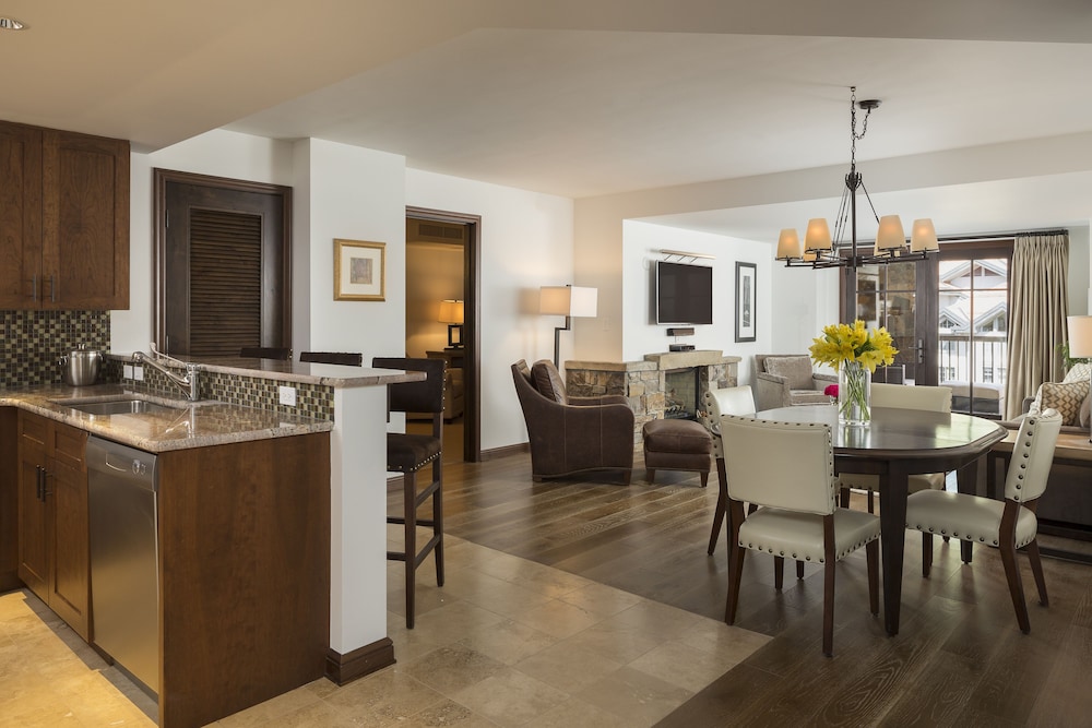 Madeline Hotel & Residences Auberge Collection - photo 170